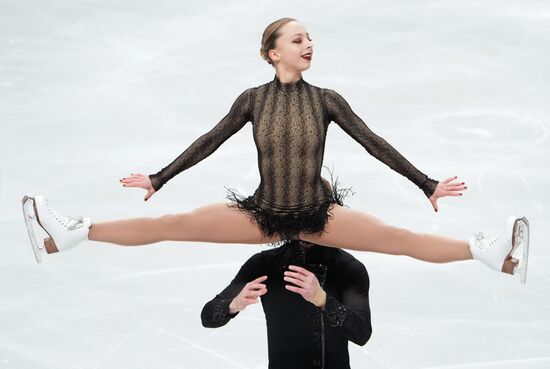Russia Figure Skating Test Skates Pairs