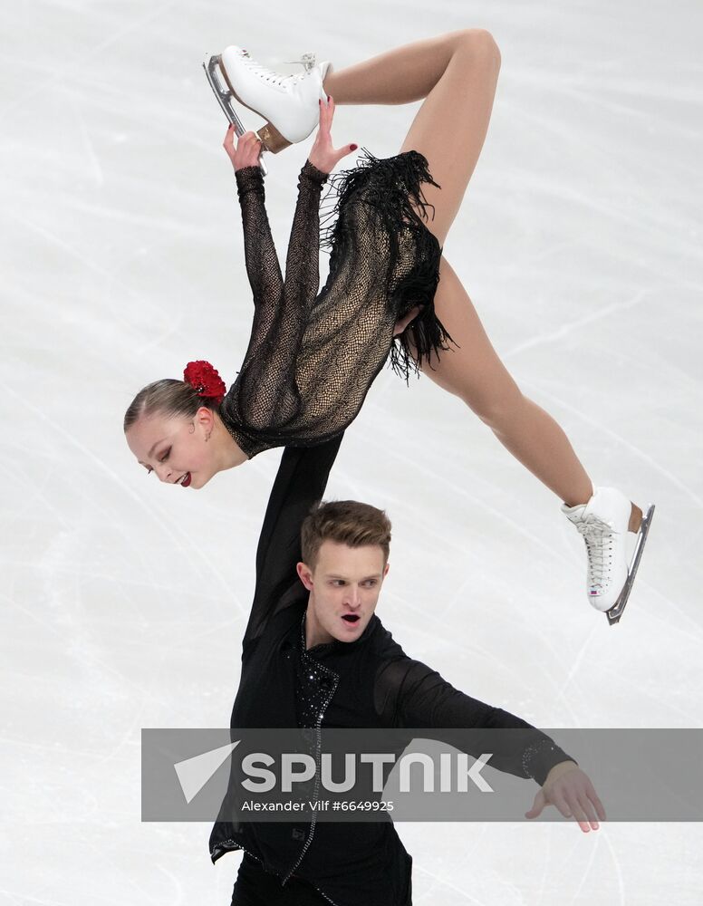 Russia Figure Skating Test Skates Pairs