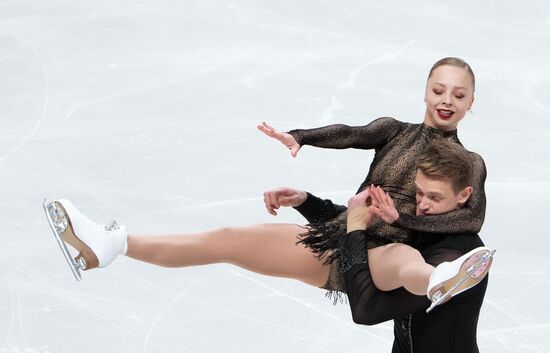 Russia Figure Skating Test Skates Pairs