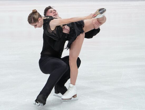 Russia Figure Skating Test Skates Pairs