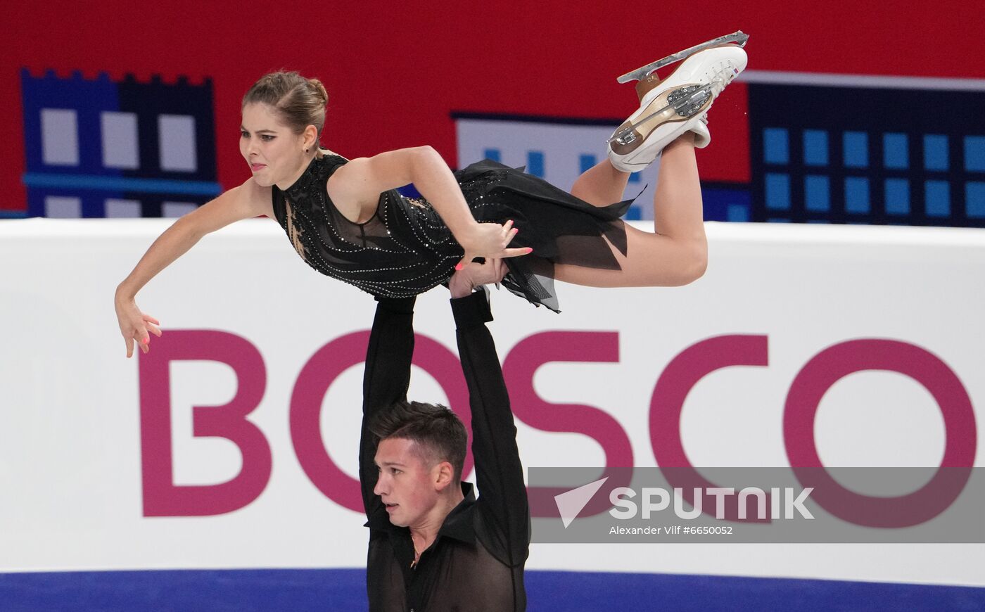 Russia Figure Skating Test Skates Pairs