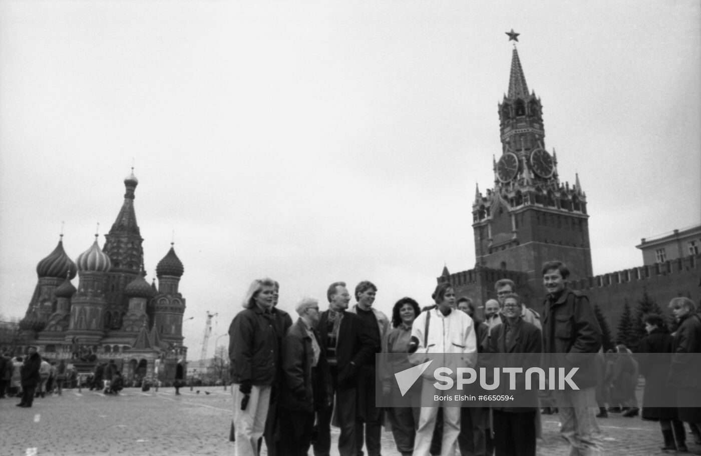 Delegation of Icelandic students in Moscow