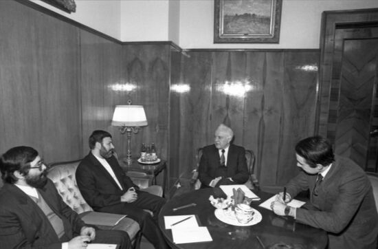 Eduard Shevardnadze's meeting with Mahmoud Vaezi