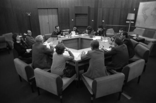 Round table at APN