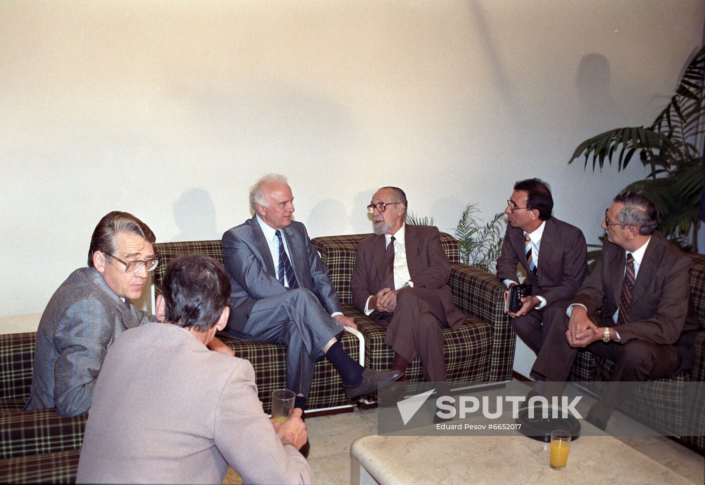 Eduard Shevardnadze's visit to Cuba