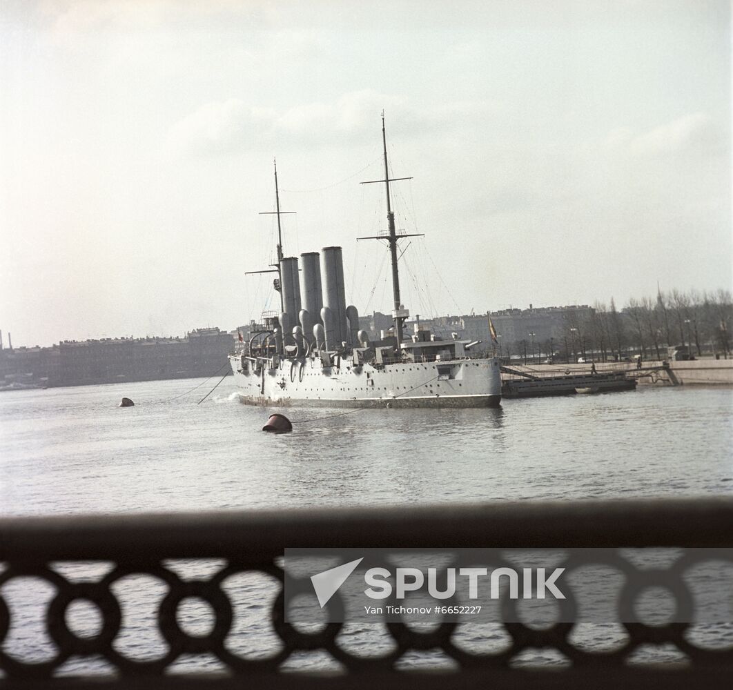 Cruiser Aurora, symbol of October Revolution
