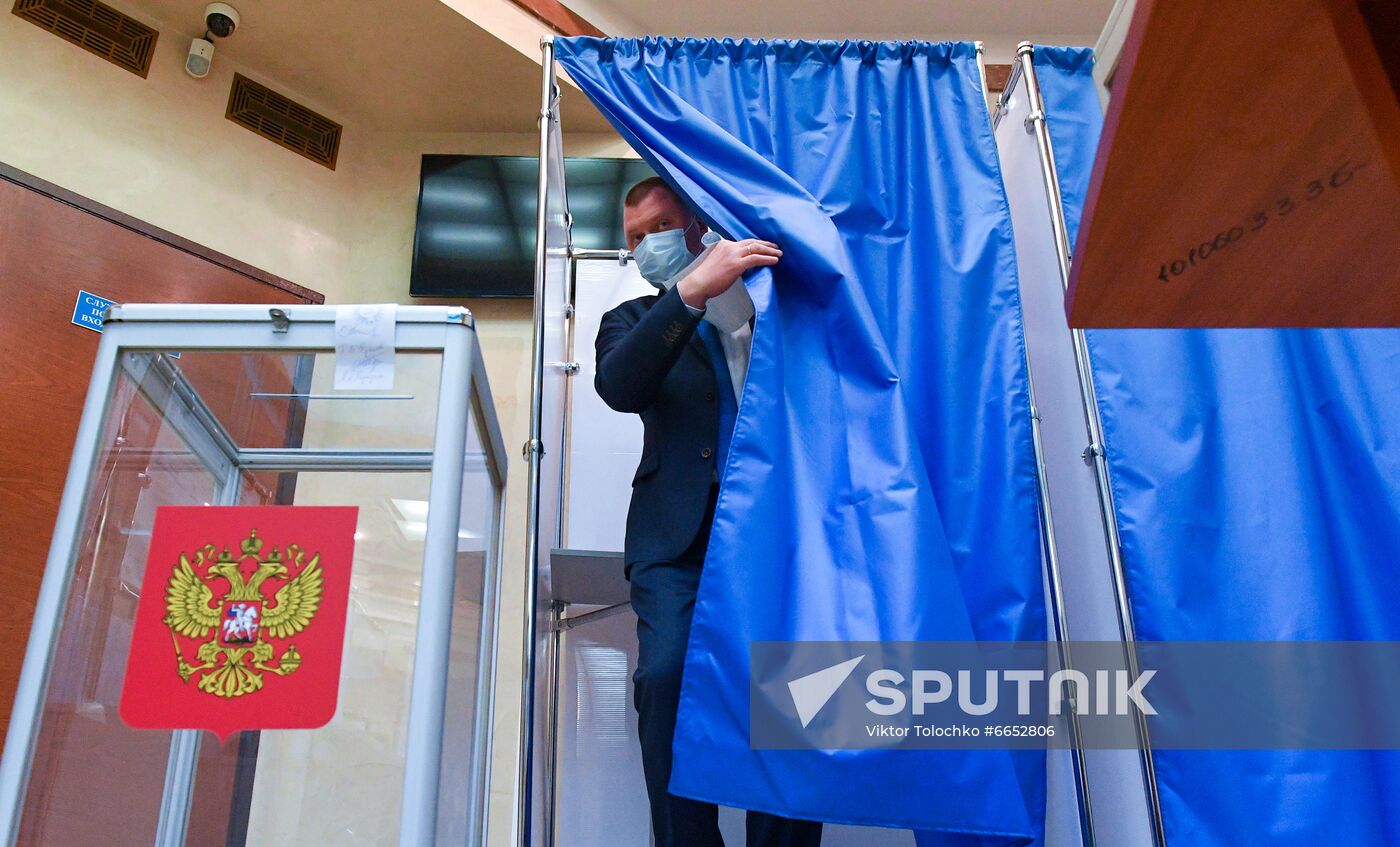 Worldwide Russia Parliamentary Elections