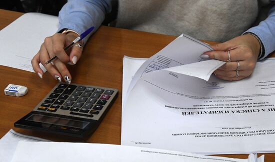 Russia Parliamentary Elections Vote Counting