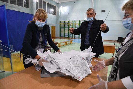 Russia Parliamentary Elections Vote Counting