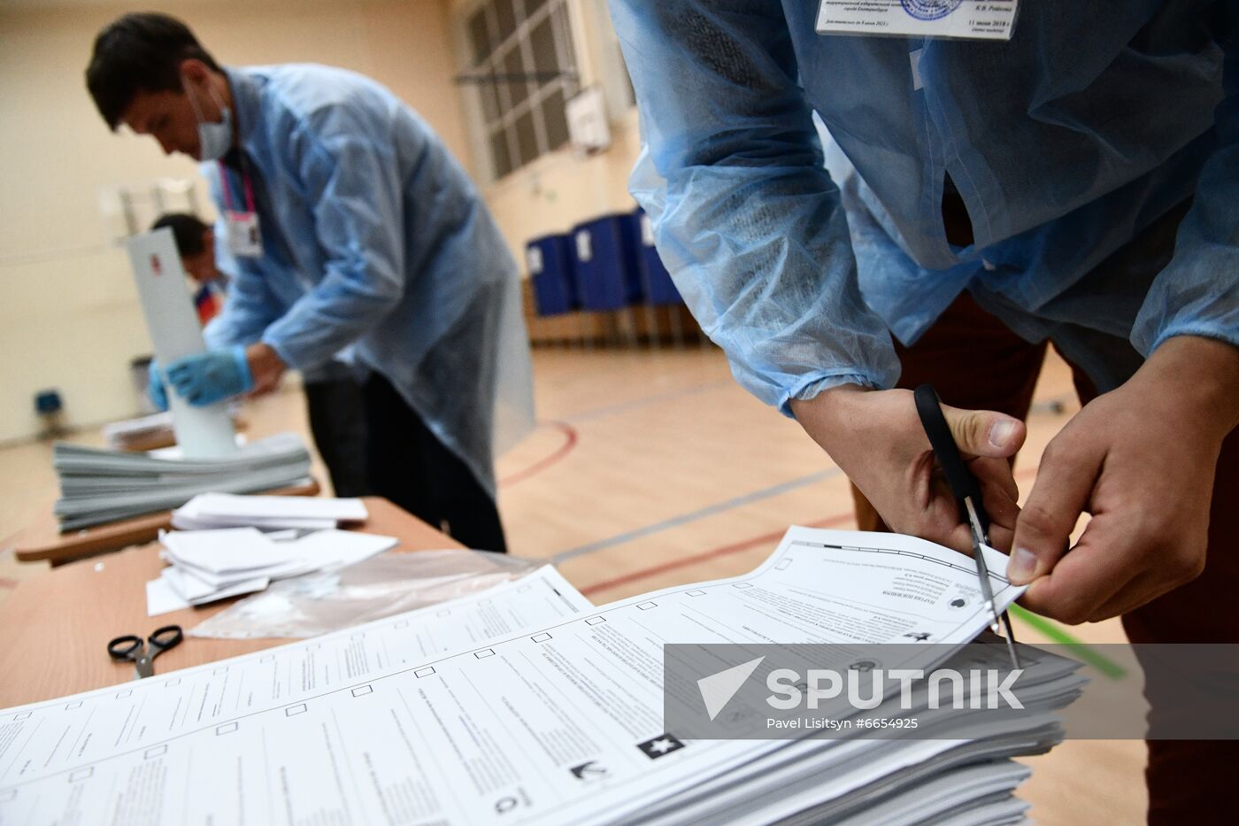 Russia Parliamentary Elections Vote Counting