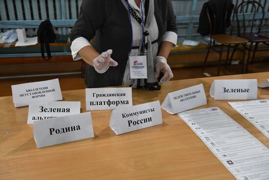Russia Parliamentary Elections Vote Counting