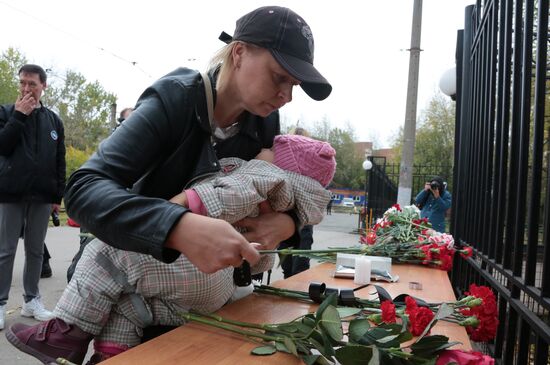 Russia University Shooting Mourning