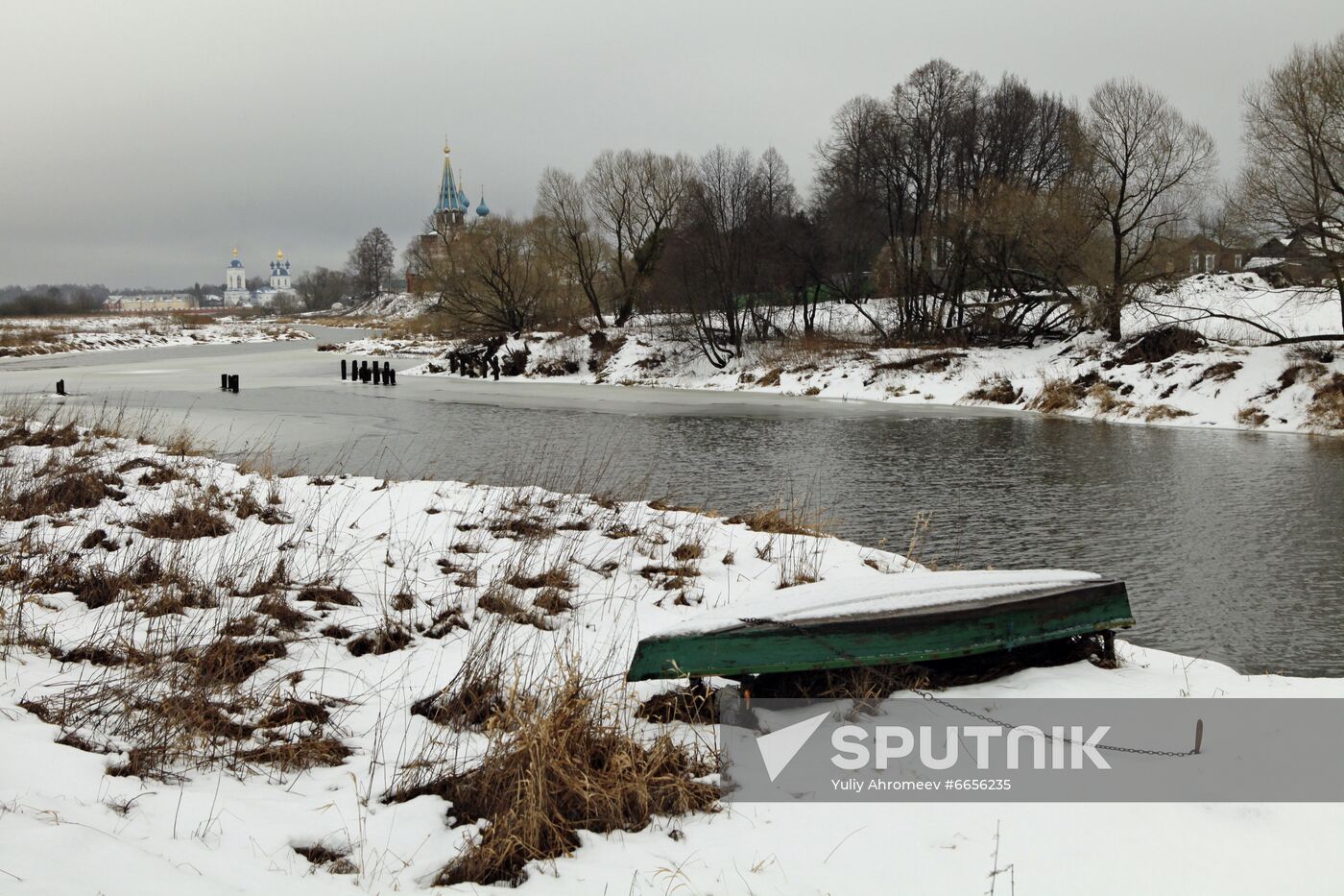 Teza River in Dunilovo