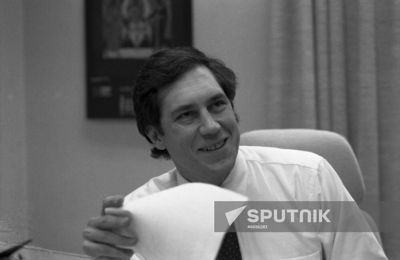 ABC News correspondent  R. Inderfert