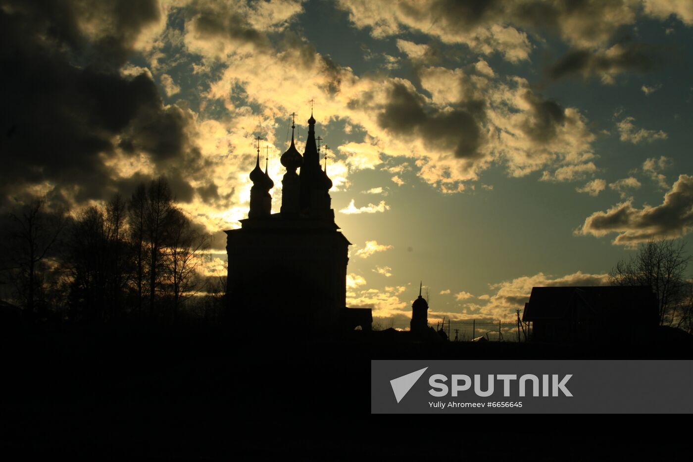 Church of Nativity of Blessed Virgin Mary and Ascension of Lord in Dunilovo