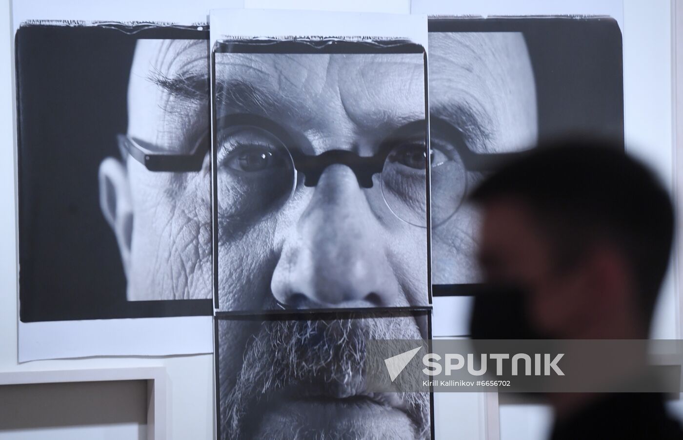 PHOTO OF MONTH. Sotheby's exhibition-auction