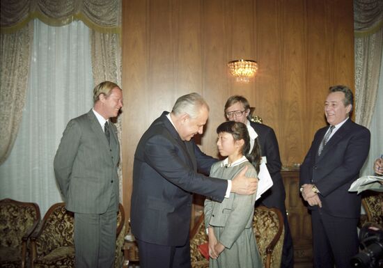 Anatoly Lukyanov visits Japan