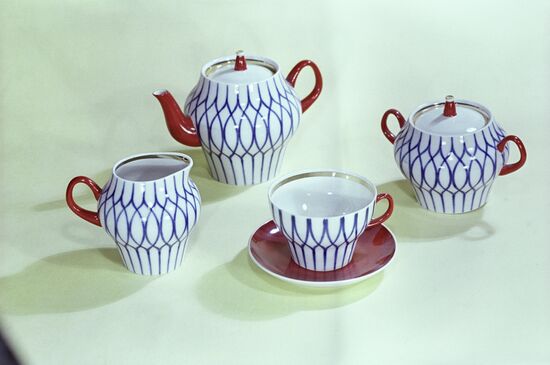 Leningrad porcelain factory