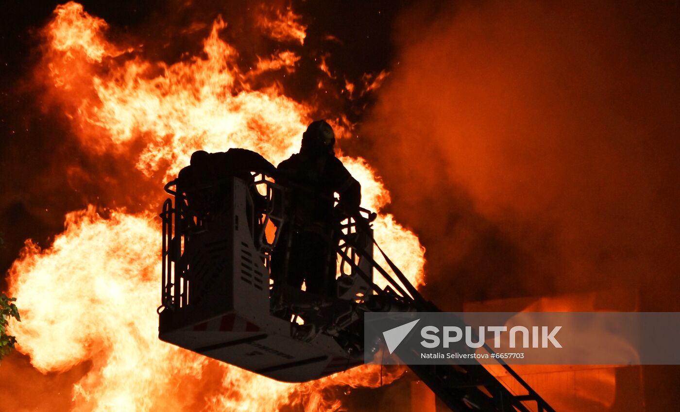 Fire at dormitory of Russian Defense Ministry's Military University in Moscow