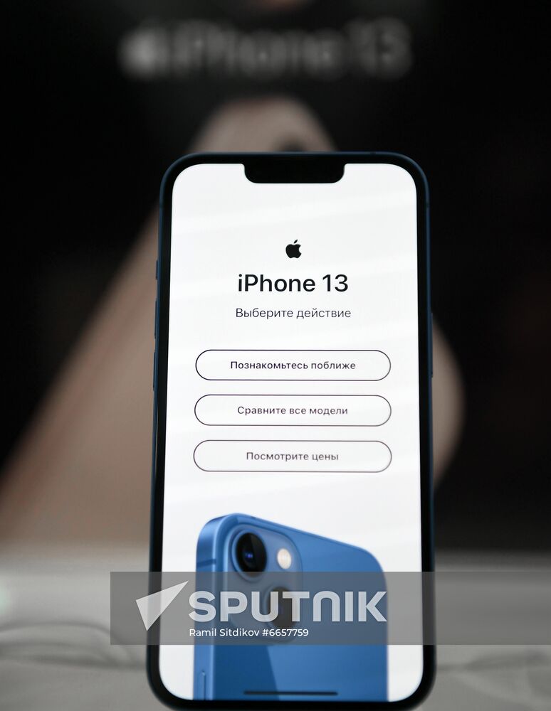 Russia Apple New iPhone