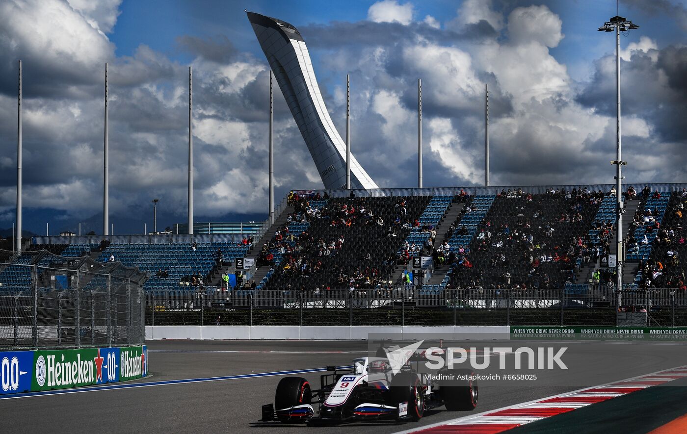 Russia Motor Sport Formula 1 First Free Practice