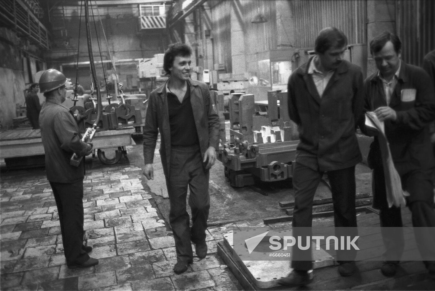 Anatoly Krasnikov, worker at Ordzhonikidze Machine Tool Plant