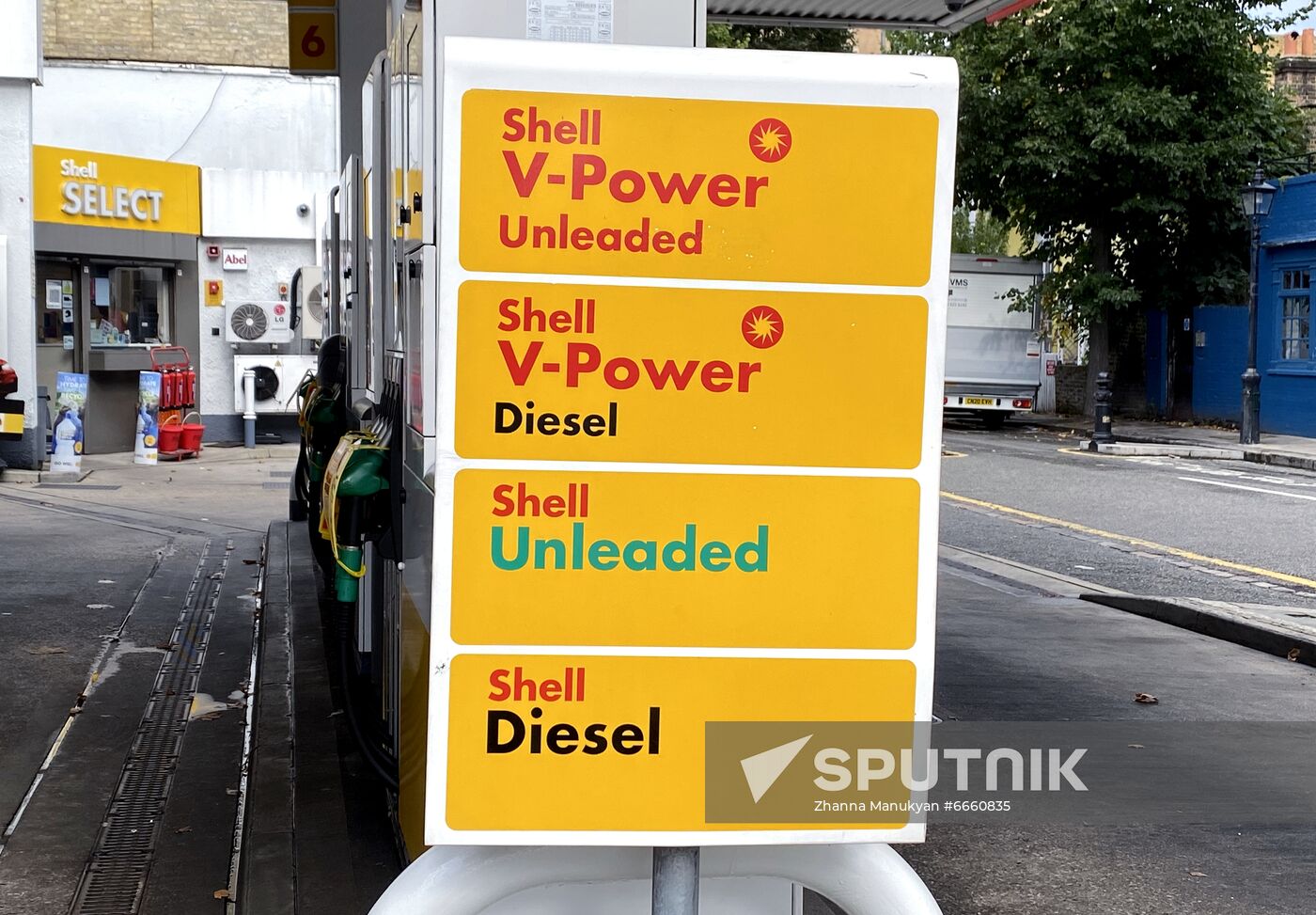 Britain Fuel Supplies Shortage