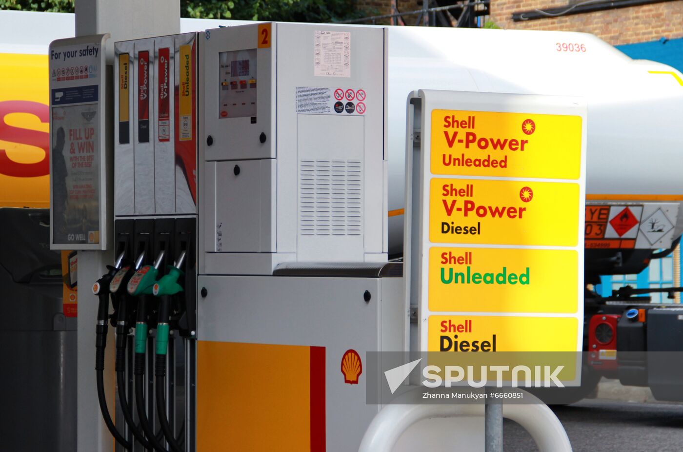 Britain Fuel Supplies Shortage