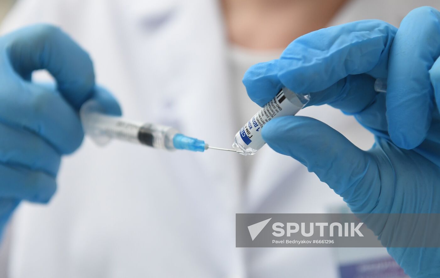 Russia Coronavirus Vaccination