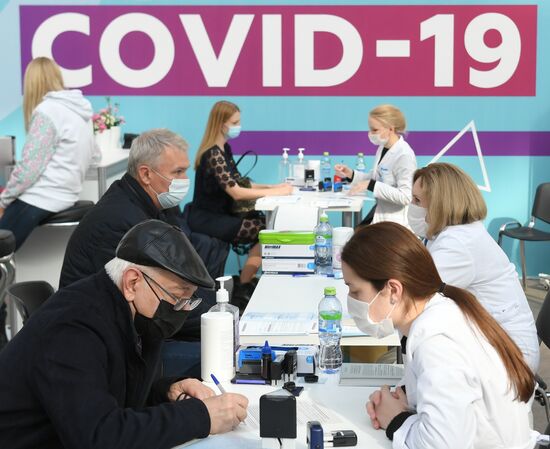 Russia Coronavirus Vaccination