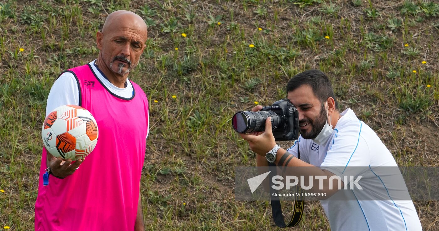 Italy Soccer Europa League Napoli Training
