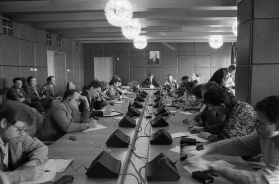 Roundtable discussion at Novosti Press Agency