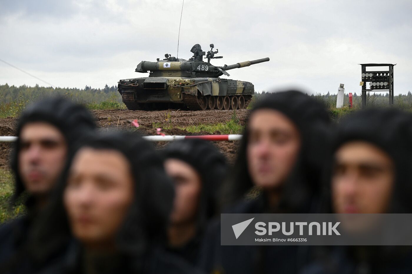 Russia Defence Tank Division Skills Demonstration