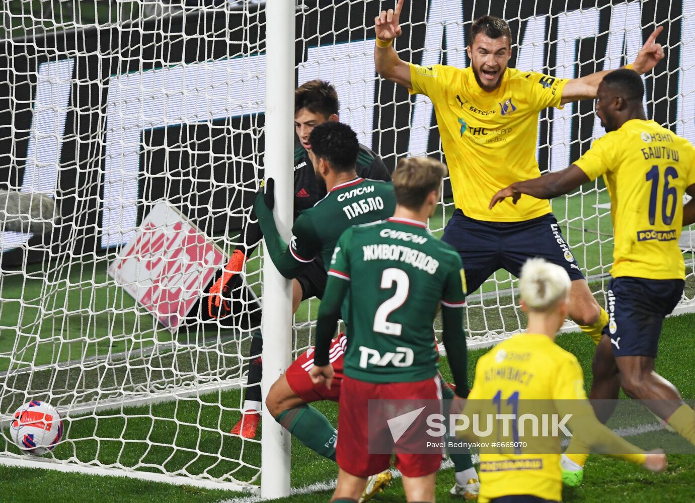 Russia Soccer Premier-League Lokomotiv - Rostov