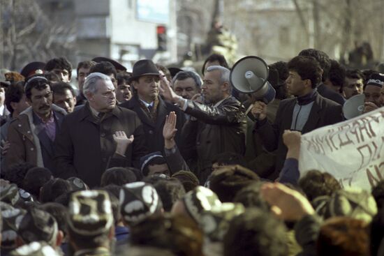 Conflict in Dushanbe, 1990