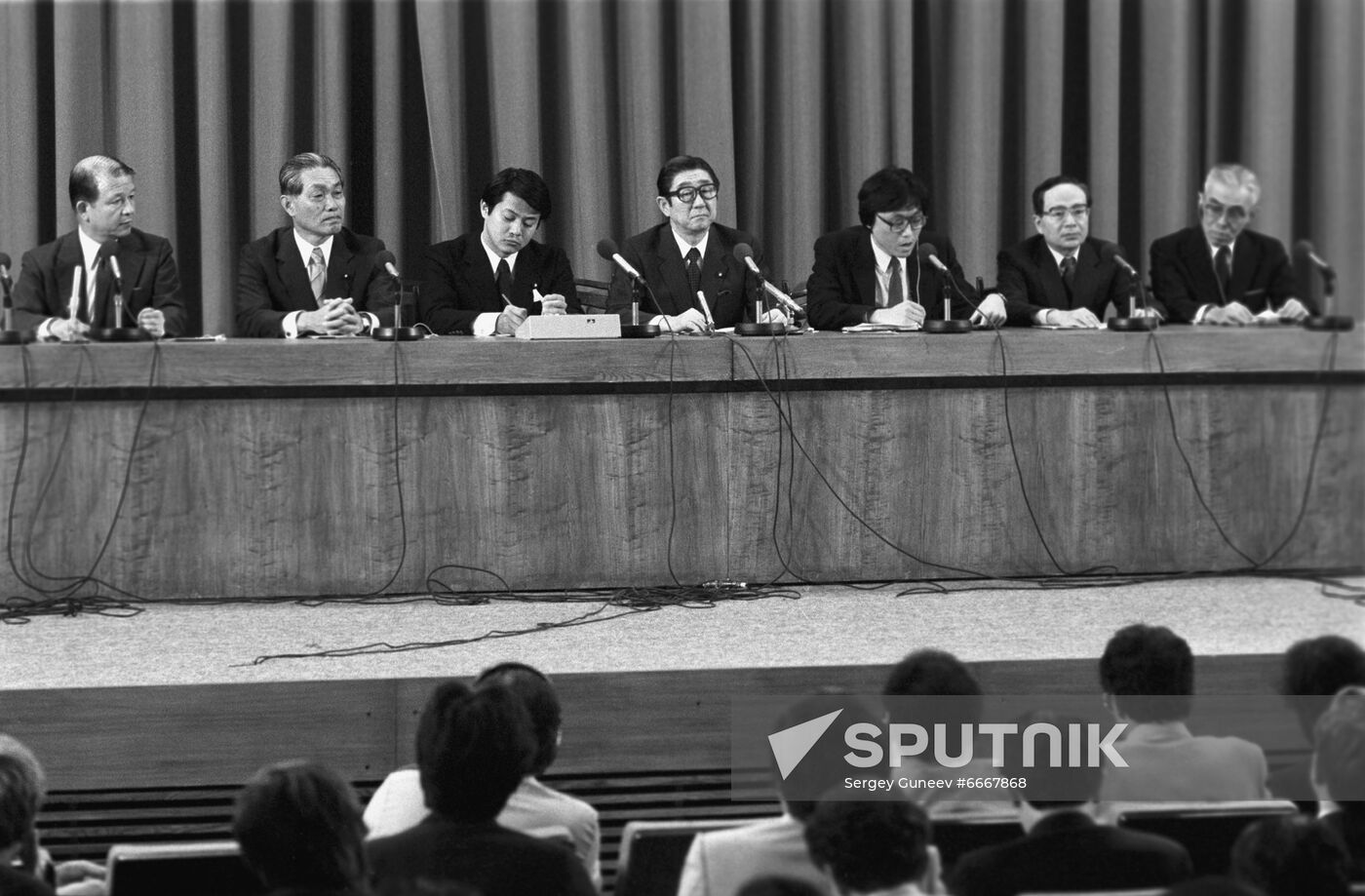 Japanese Minister of Foreign Affairs Shintaro Abe visits USSR