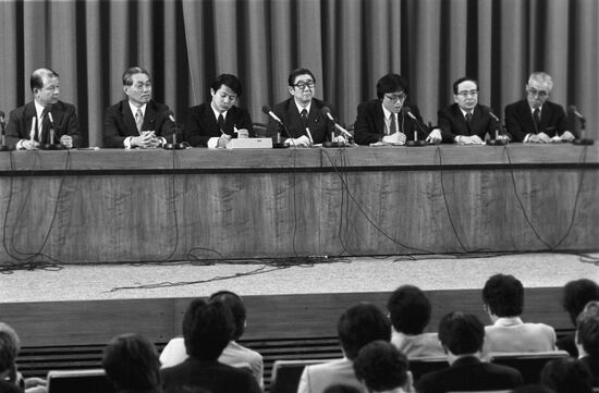 Japanese Minister of Foreign Affairs Shintaro Abe visits USSR