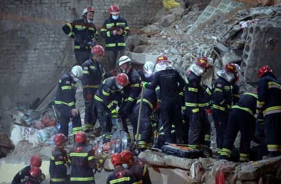 Georgia Building Collapse
