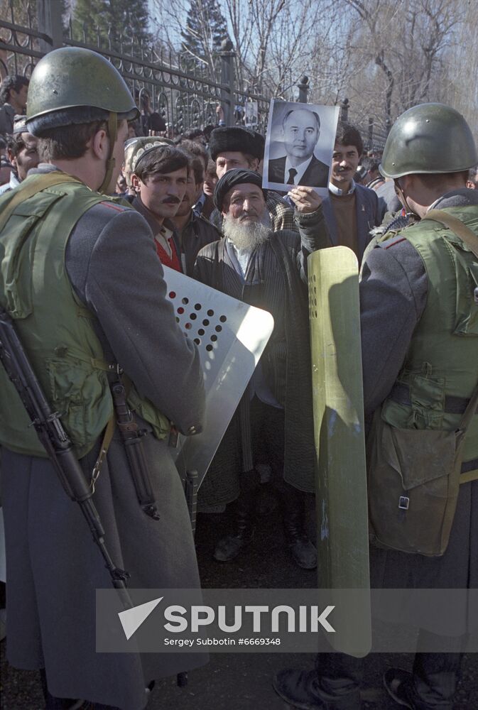 1990 conflict in Dushanbe