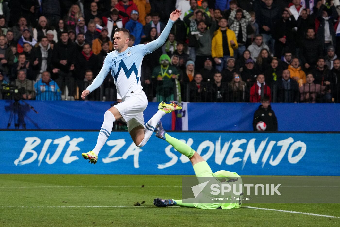 Slovenia Soccer 2022 World Cup Qualifiers Slovenia - Russia