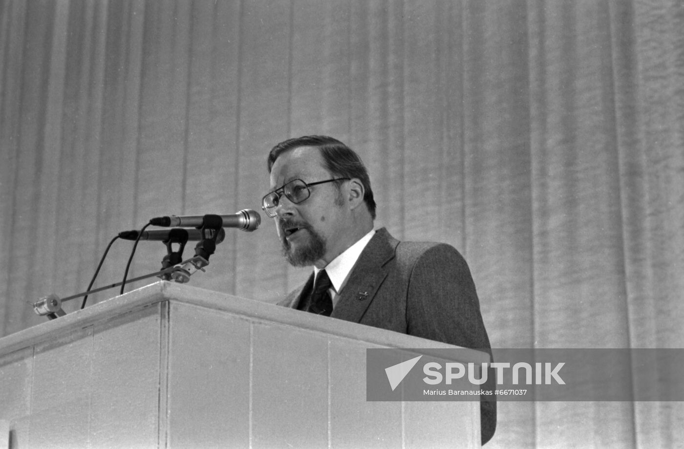 Sajudis's pre-election conference