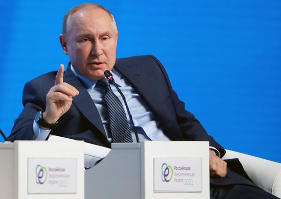Russia Putin Russian Energy Week