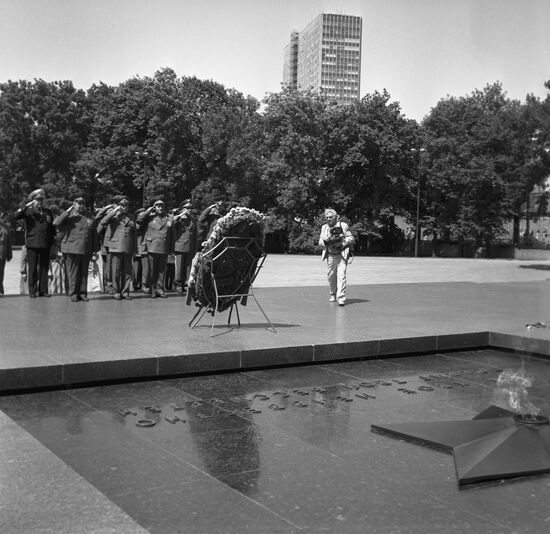 Defense Minister of People's Republic of Bulgaria Dobri Dzhurov visits USSR