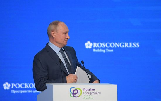 Russia Putin Russian Energy Week