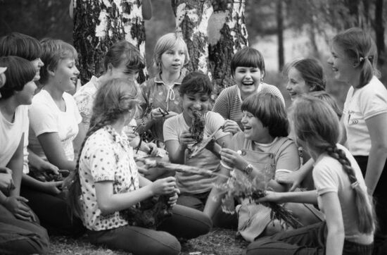 Perm schoolchildren on a river cruise