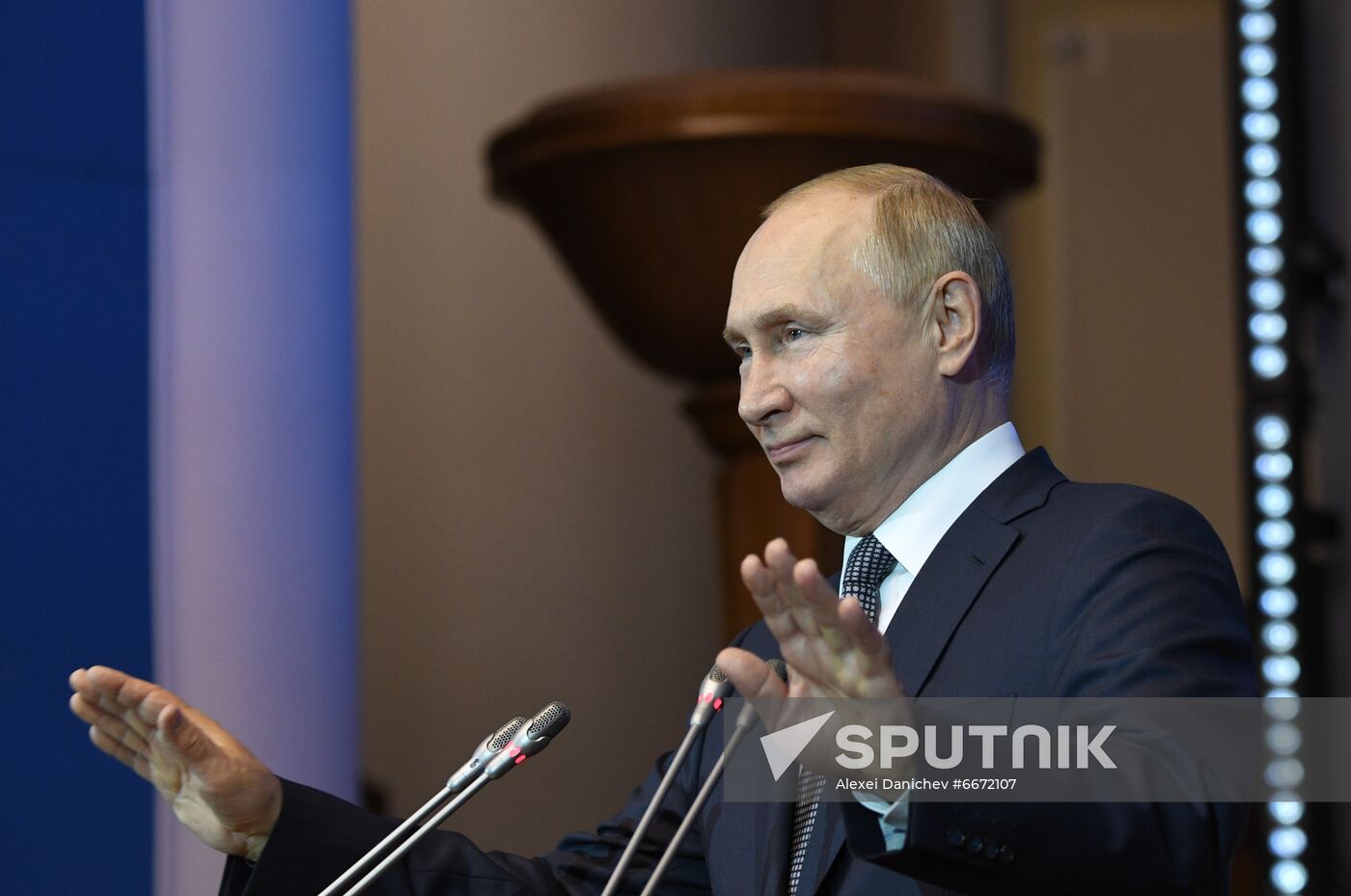 Russia Putin Northwestern Federal District