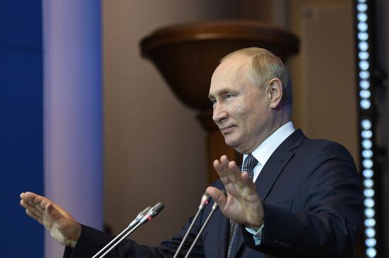 Russia Putin Northwestern Federal District