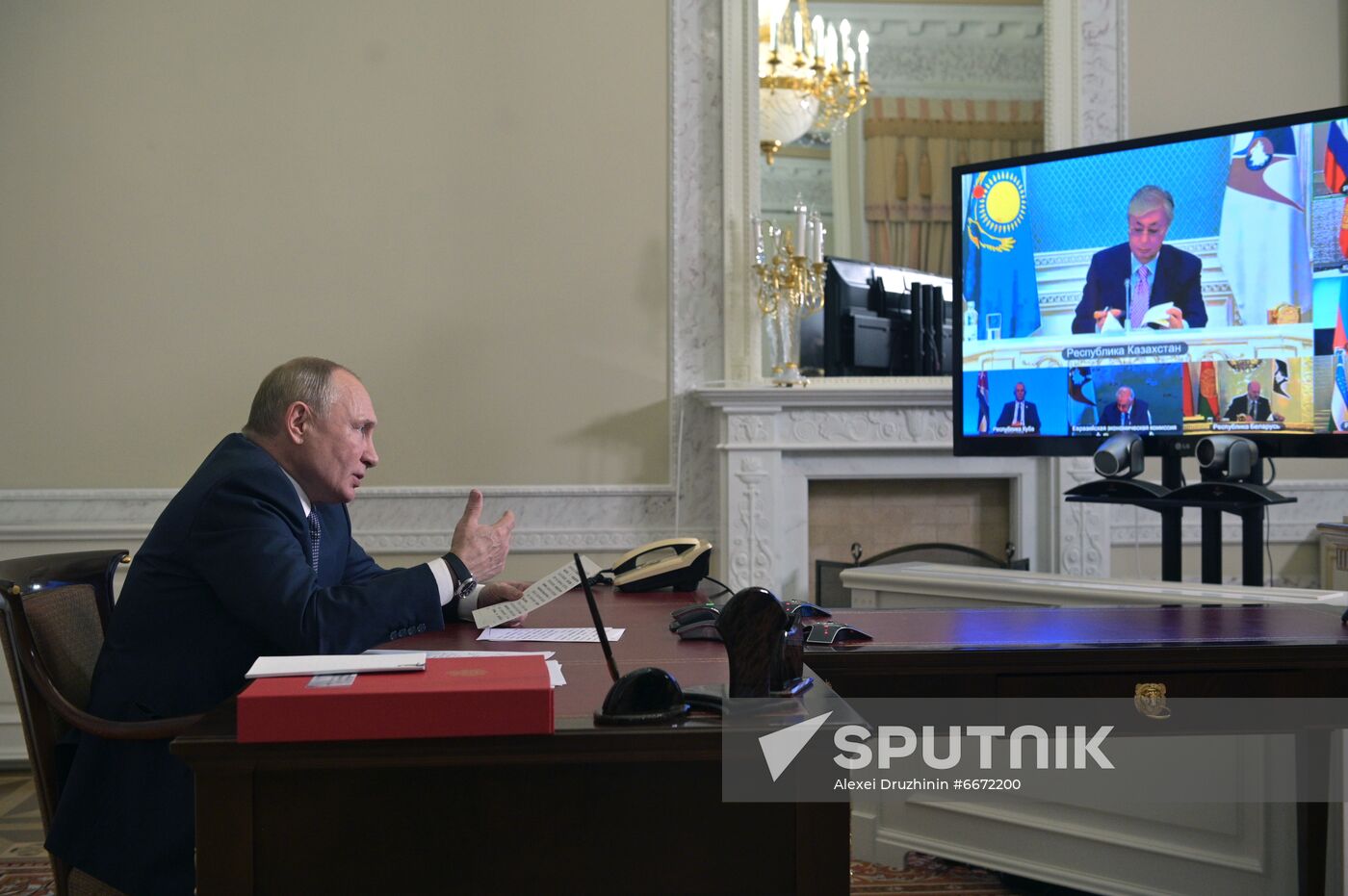 Russia Putin Northwestern Federal District