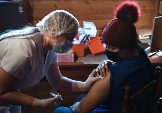 Russia Coronavirus Vaccination