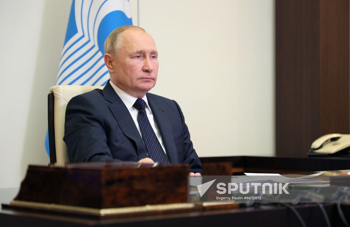 Russia Putin CIS Heads